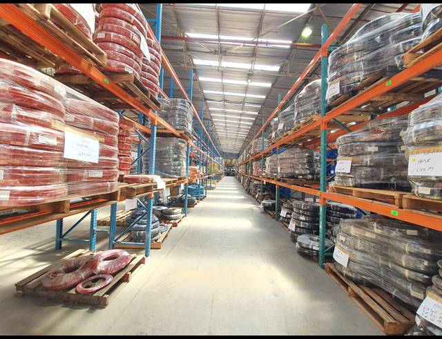 8,558M² WAREHOUSE FOR SALE IN CITY DEEP